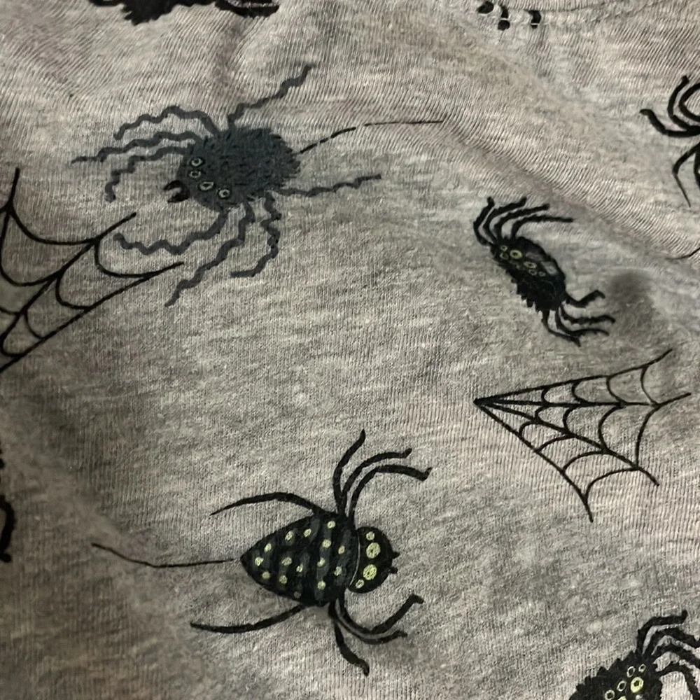 Old navy Halloween outfit 🕷️
